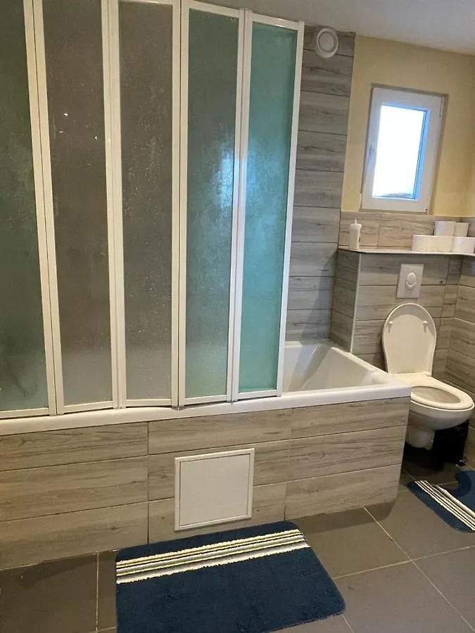 Right Choice Room أنتويرب